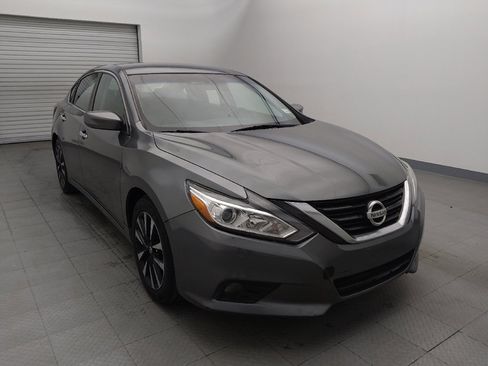 Used 2018 Nissan Altima 2.5 SV image 13