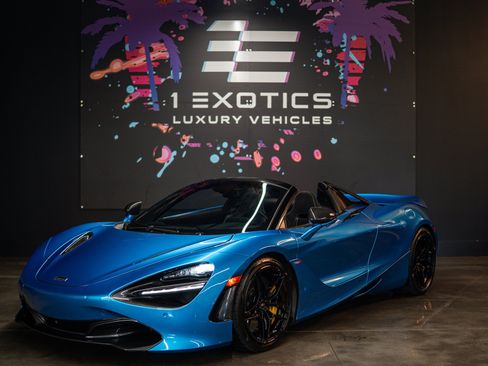 Used 2020 McLaren 720S Spider RWD image 1