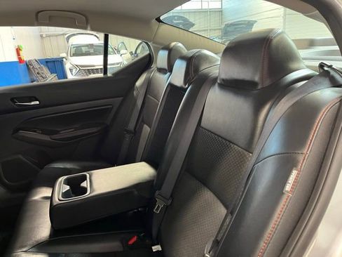 Used 2023 Nissan Altima 2.5 SR FWD image 18