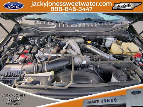 Certified 2022 Ford F350 Lariat w/ Chrome Package image 21