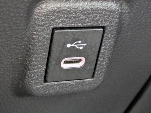 Used 2025 Toyota Corolla LE FWD image 21