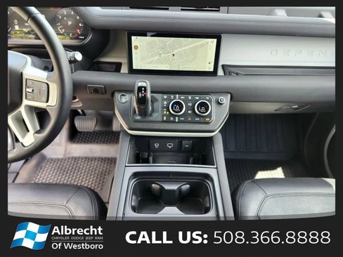Used 2023 Land Rover Defender 90 SE AWD/4WD image 14