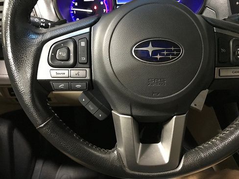 Used 2017 Subaru Legacy 2.5i Premium w/ Moonroof Package AWD/4WD image 24