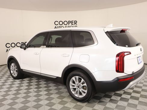 Used 2021 Kia Telluride LX image 23