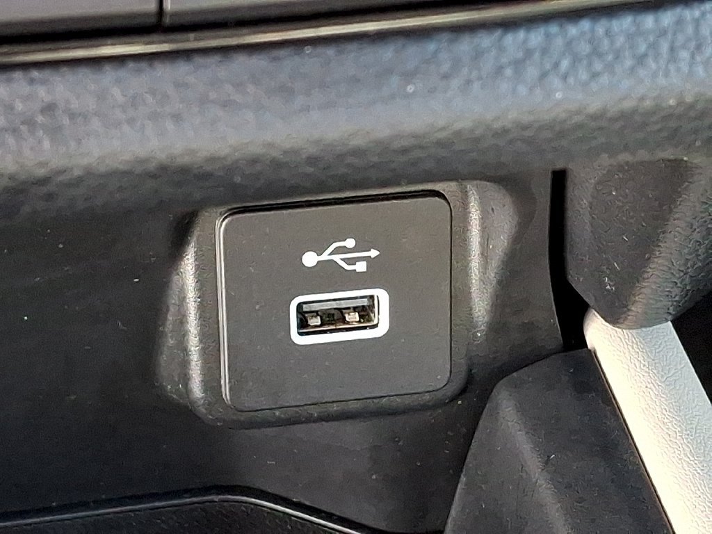 Used 2023 Honda HR-V LX image 27