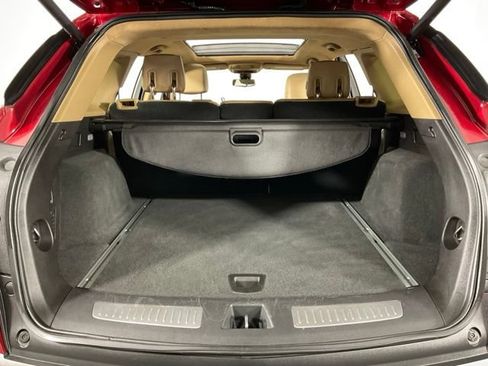 Used 2019 Cadillac XT5 Platinum AWD/4WD image 34
