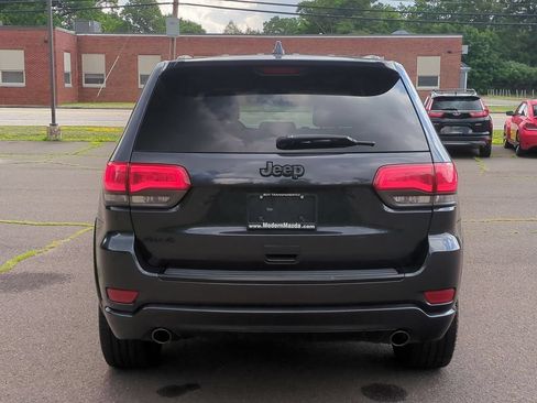 Used 2015 Jeep Grand Cherokee Altitude AWD/4WD image 5