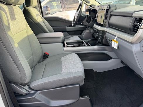 New 2026 Ford F250 XLT w/ XLT Premium Package image 14