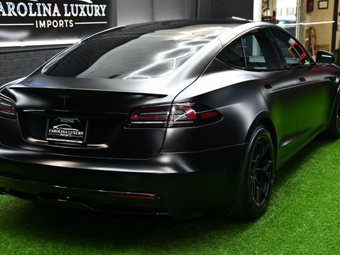 Used 2022 Tesla Model S Plaid AWD/4WD image 4