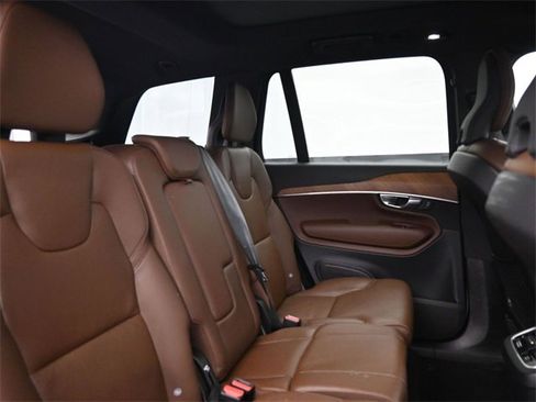 Used 2023 Volvo XC90 B6 Plus w/ Protection Package Premier image 32
