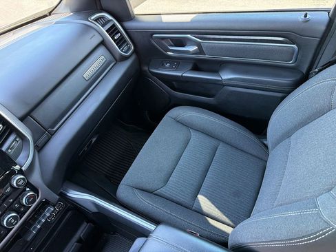 Used 2019 RAM 1500 Big Horn AWD/4WD image 19