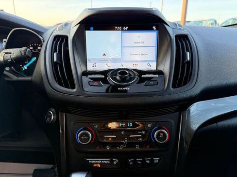 Certified 2019 Ford Escape Titanium AWD/4WD image 17