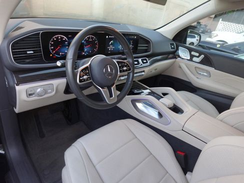 Used 2020 Mercedes-Benz GLE 350 w/ Premium Package image 22