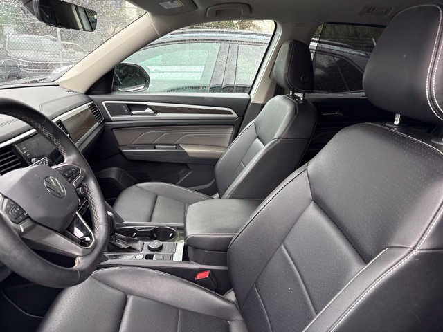 Certified 2023 Volkswagen Atlas SE w/ Panoramic Sunroof Package AWD/4WD image 7