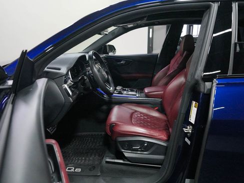 Used 2023 Audi SQ8 Premium Plus w/ SQ8 Luxury Package AWD/4WD image 30
