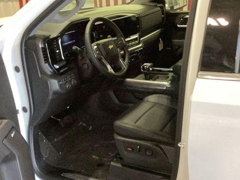 New 2026 Chevrolet Silverado 1500 LTZ AWD/4WD image 10