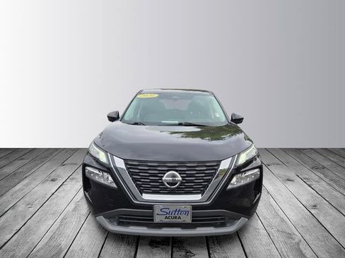 Used 2021 Nissan Rogue SV FWD image 2