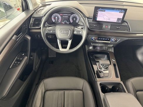Certified 2023 Audi Q5 2.0T Premium Plus w/ Premium Plus Package image 11