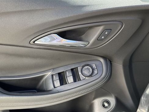 Used 2022 Buick Encore GX Select image 40