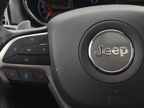 Used 2020 Jeep Grand Cherokee Trailhawk w/ Trailhawk Luxury Group AWD/4WD image 31