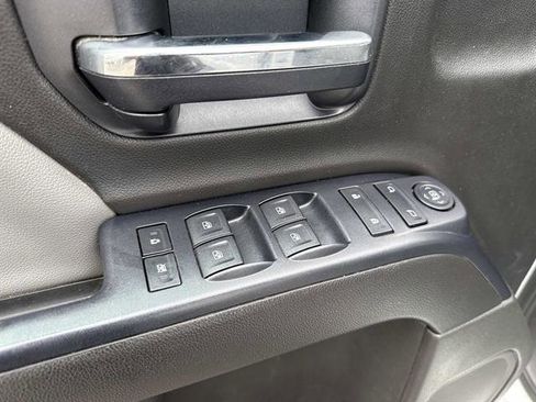 Used 2015 GMC Sierra 1500 2WD Crew Cab w/ Sierra Convenience Package image 12