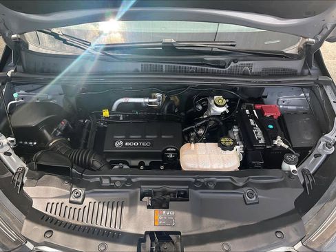 Used 2020 Buick Encore Preferred AWD/4WD image 32