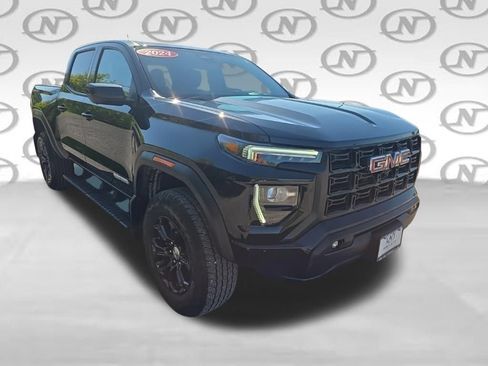 Used 2024 GMC Canyon Elevation w/ Elevation Premium Package AWD/4WD image 17