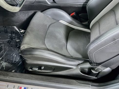 Used 2023 Chevrolet Camaro SS RWD image 19