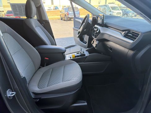 Certified 2022 Ford Escape SE w/ Convenience Package AWD/4WD image 29