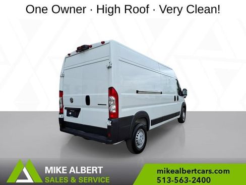 Used 2024 RAM ProMaster 2500 w/ Convenience Group FWD image 8