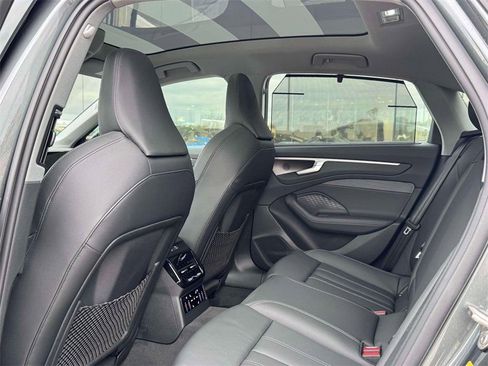New 2026 Audi A6 Premium Plus AWD/4WD image 18