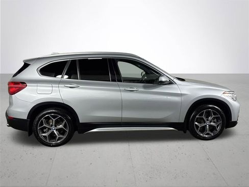 Used 2017 BMW X1 xDrive28i image 5