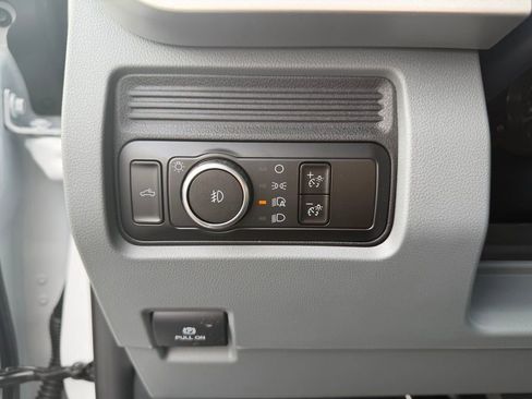 New 2026 Ford F550 4x4 Crew Cab image 21