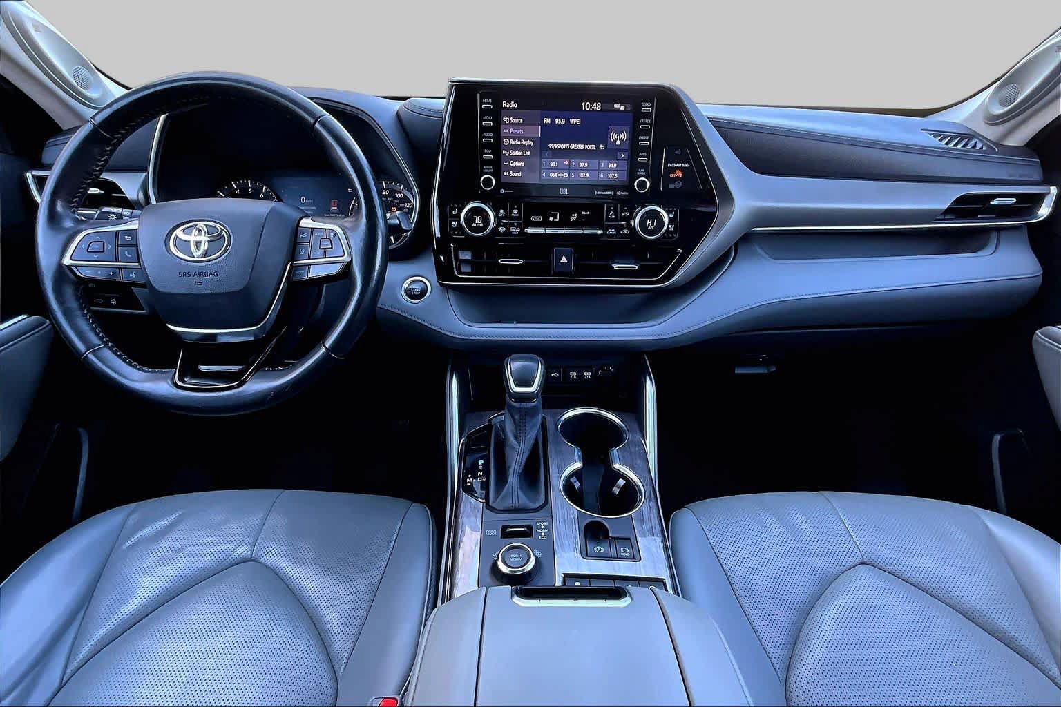 Used 2020 Toyota Highlander Limited AWD/4WD image 16
