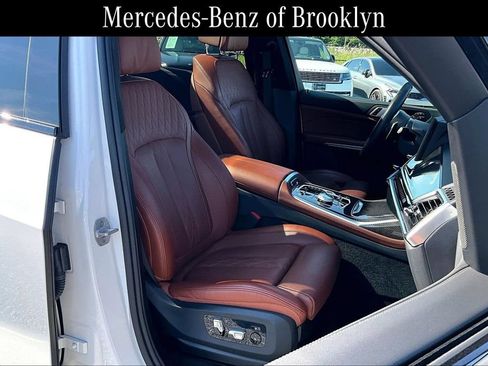 Used 2025 BMW X7 M60i w/ Executive Package AWD/4WD image 8