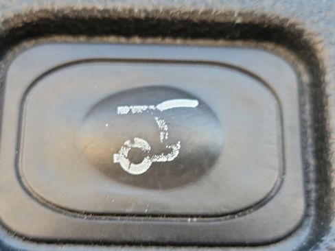 Certified 2018 Ford Explorer Platinum image 14