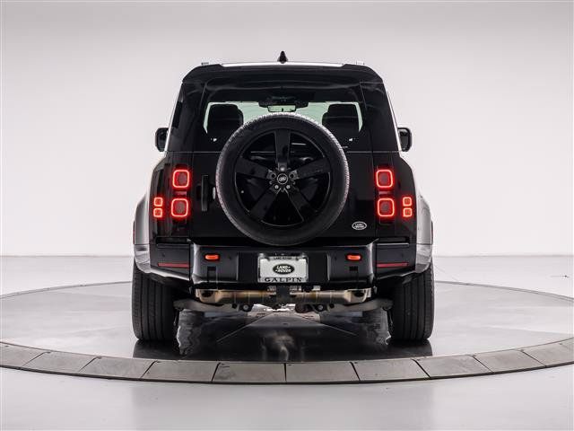 Used 2023 Land Rover Defender 110 X AWD/4WD image 4