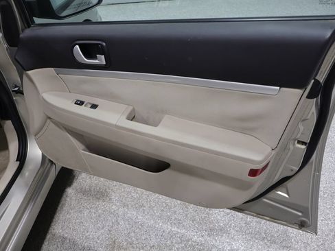 Used 2008 Mitsubishi Galant ES FWD image 22