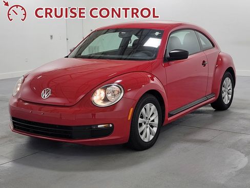 Used 2013 Volkswagen Beetle 2.5 image 4