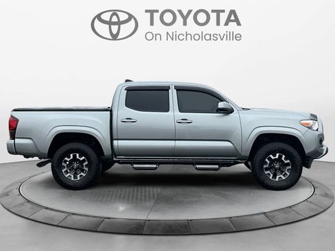 Used 2023 Toyota Tacoma SR image 7