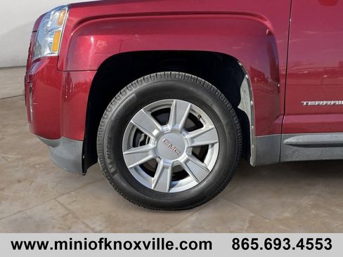Used 2011 GMC Terrain SLE image 9