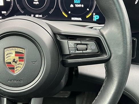 Used 2021 Porsche Taycan image 38