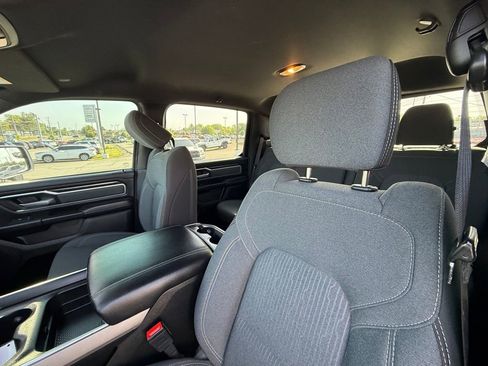 Used 2022 RAM 1500 Big Horn AWD/4WD image 13