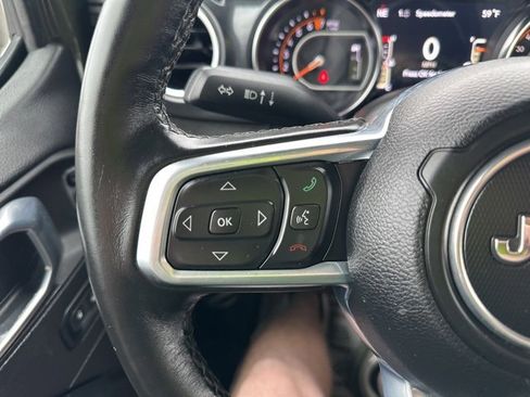 Used 2021 Jeep Wrangler Unlimited Sahara image 21