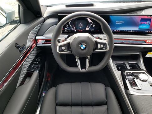 New 2025 BMW 760i xDrive image 15