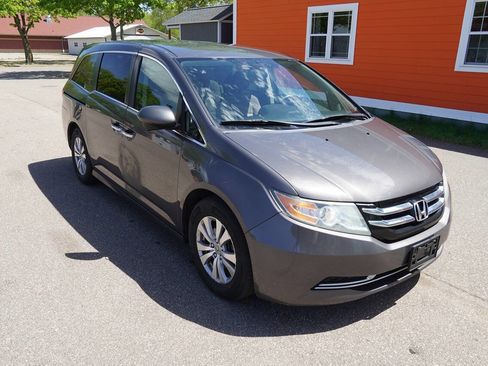 Used 2015 Honda Odyssey EX image 9