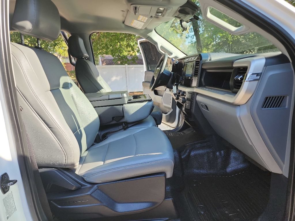 Used 2023 Ford F350 XL w/ 360-Degree Camera Package AWD/4WD image 39