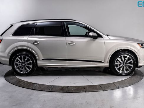 Used 2023 Audi Q7 2.0T Premium Plus w/ Premium Plus Package AWD/4WD image 7
