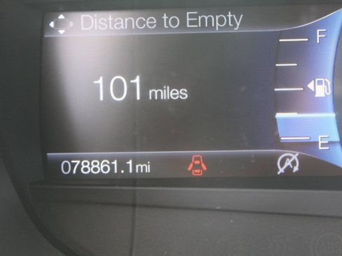 Used 2020 Ford Fusion SE w/ Equipment Group 151A FWD image 21
