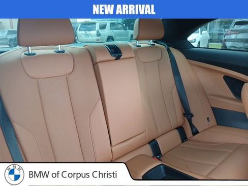 Used 2023 BMW 230i Coupe w/ Premium Package image 11